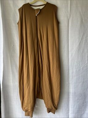 Kyte BABY Brown Sleep Bag Walker NEW, NEVER WORN LARGE 1.0 Tog